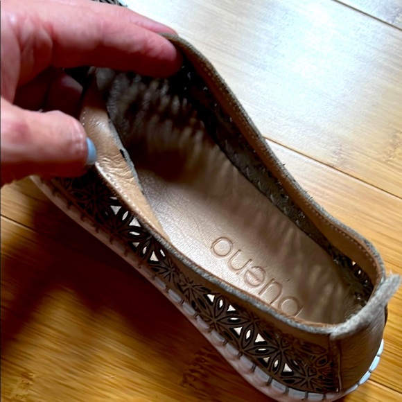 Bueno Genuine Leather upper and lining Slip-On Shoes. Comfort and chic! EU 39 - Picture 5 of 6